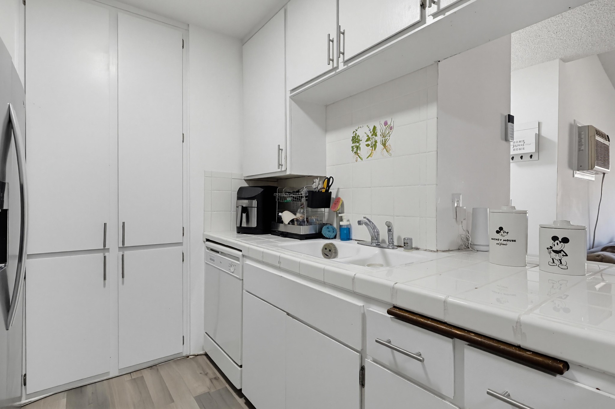 Virtual tour photo 22 of 61 for 23320 Sesame St