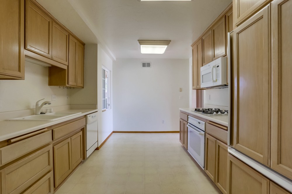 Virtual tour photo 14 of 40 for 2336 Burgener Blvd