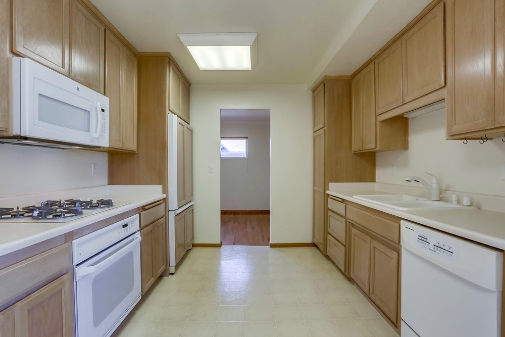 Virtual tour photo 15 of 40 for 2336 Burgener Blvd