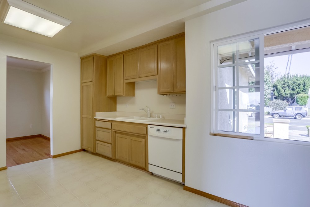 Virtual tour photo 16 of 40 for 2336 Burgener Blvd
