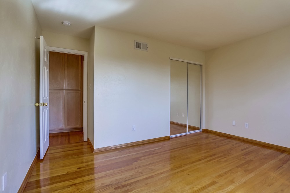 Virtual tour photo 36 of 40 for 2336 Burgener Blvd
