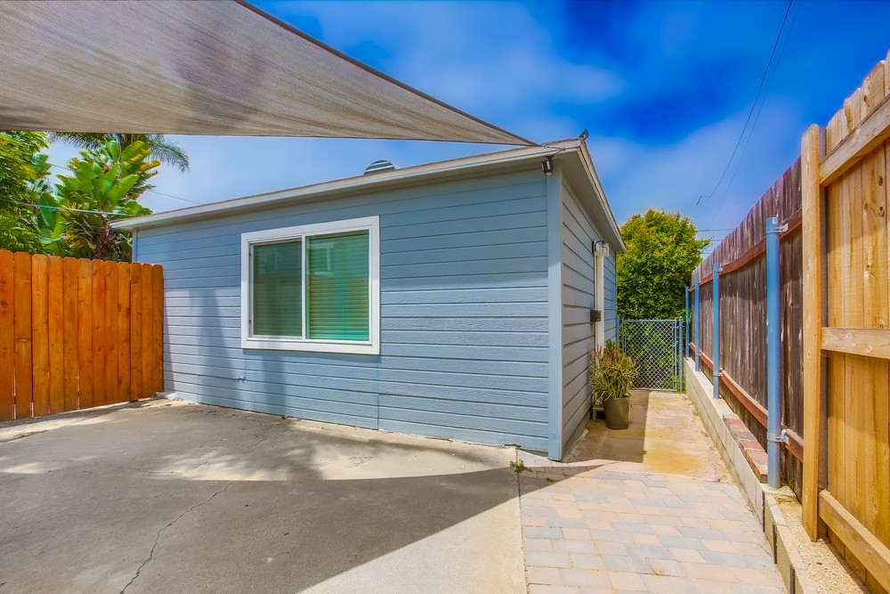 Virtual tour photo 1 of 22 for 2336 Denver St
