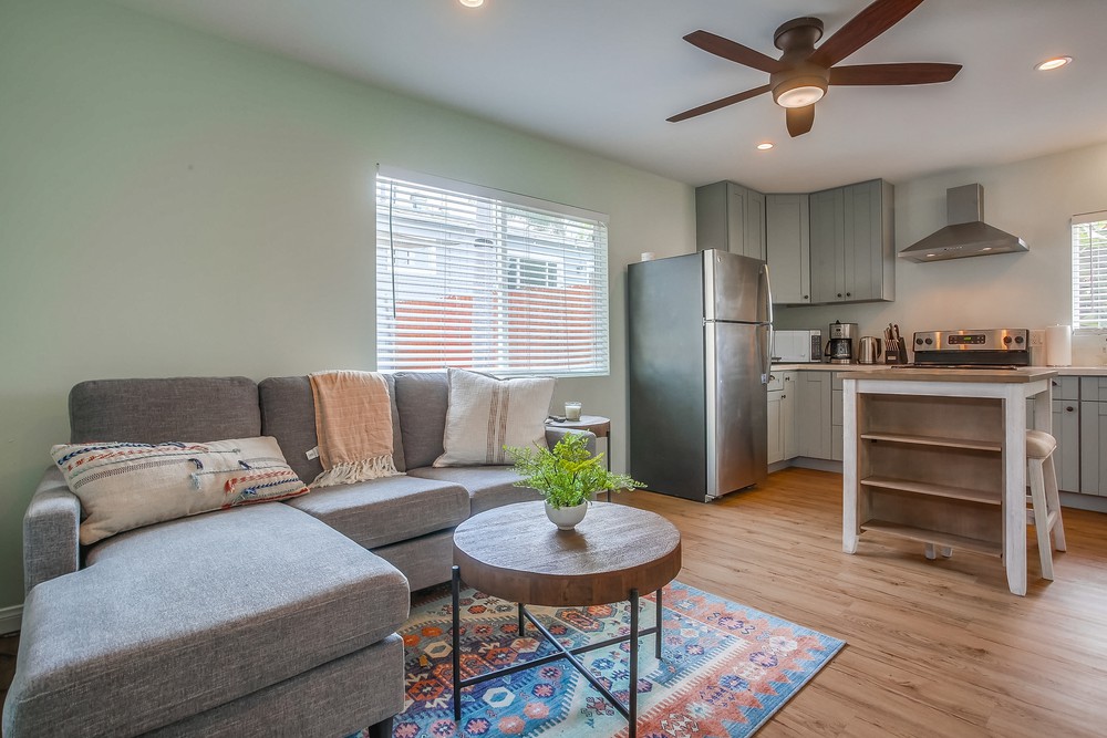 Virtual tour photo 5 of 22 for 2336 Denver St