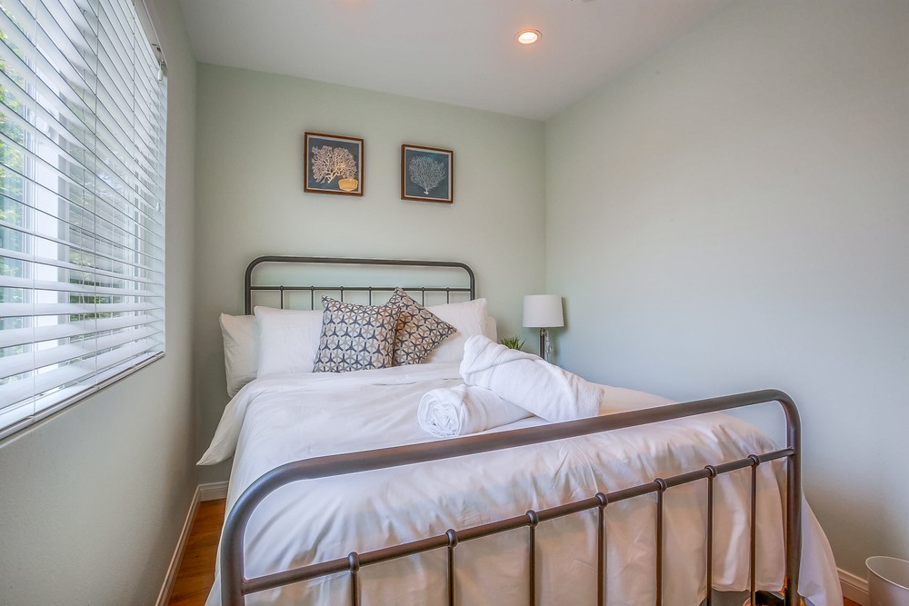 Virtual tour photo 20 of 22 for 2336 Denver St