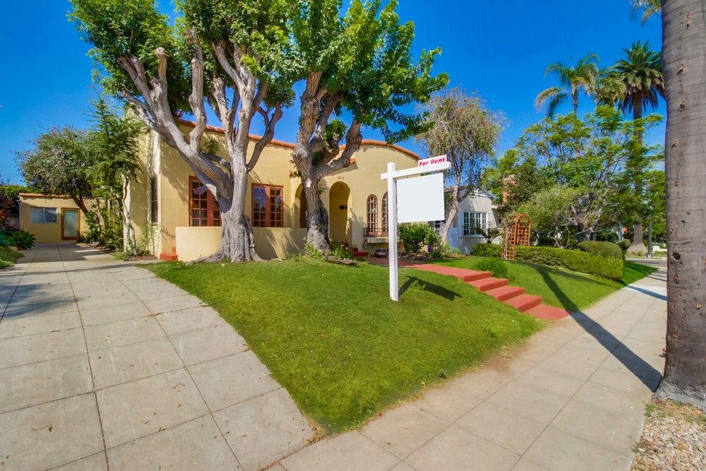 Virtual tour photo 3 of 40 for 2337 Hickory St