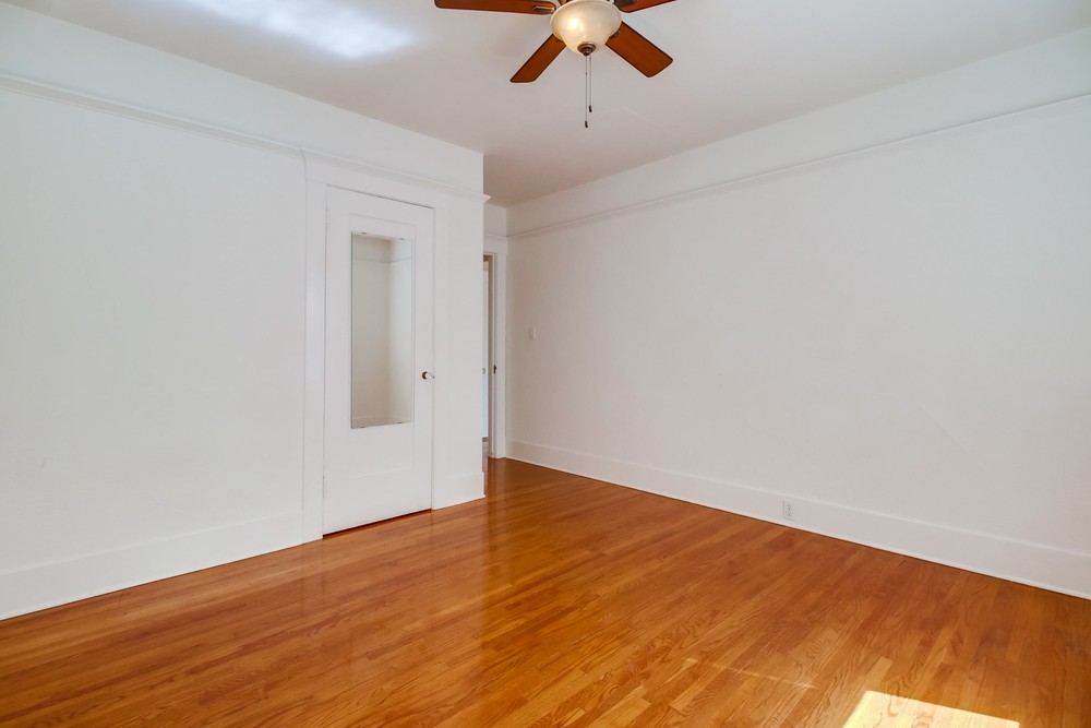 Virtual tour photo 28 of 40 for 2337 Hickory St