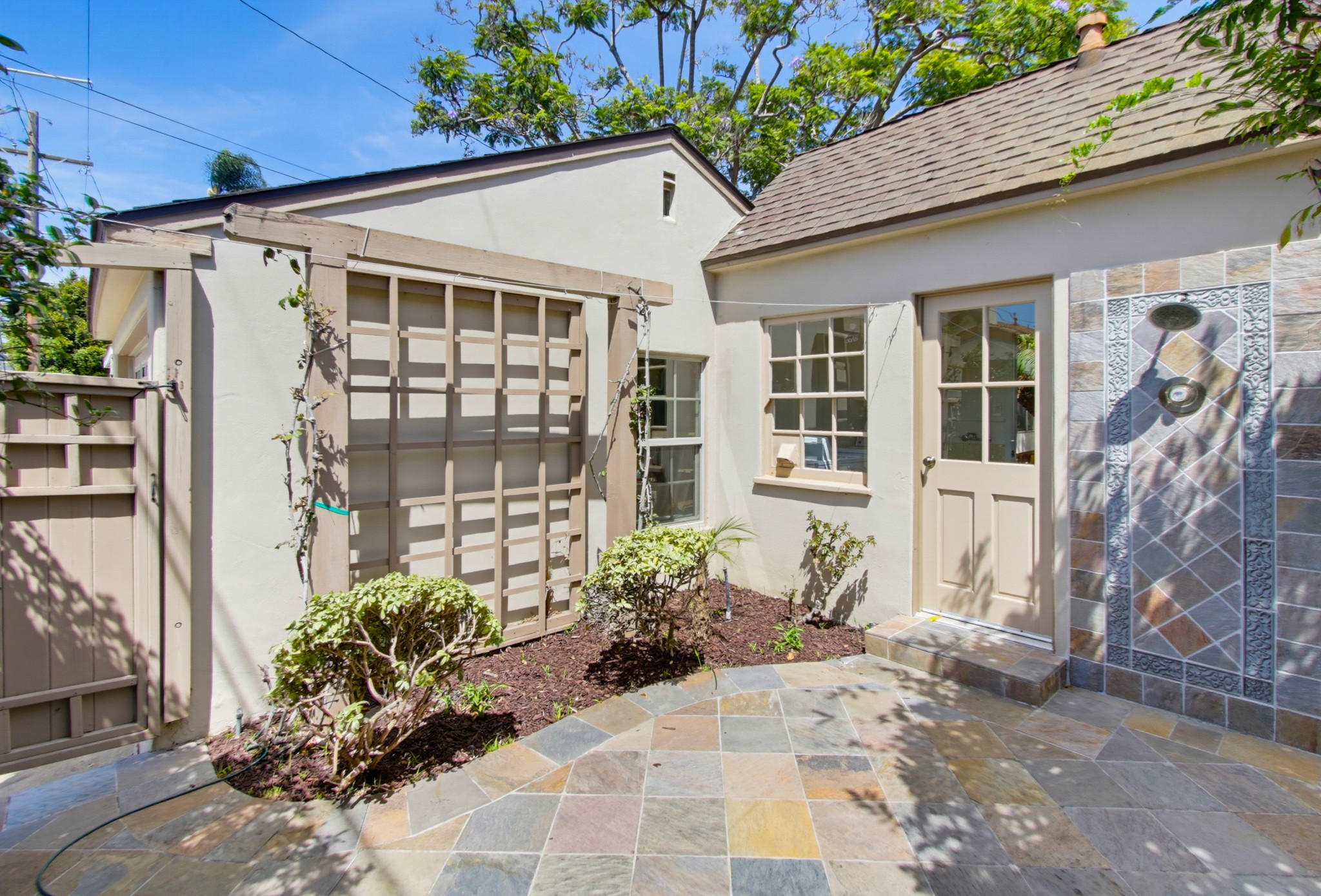 Virtual tour photo 68 of 85 for 234 H Ave