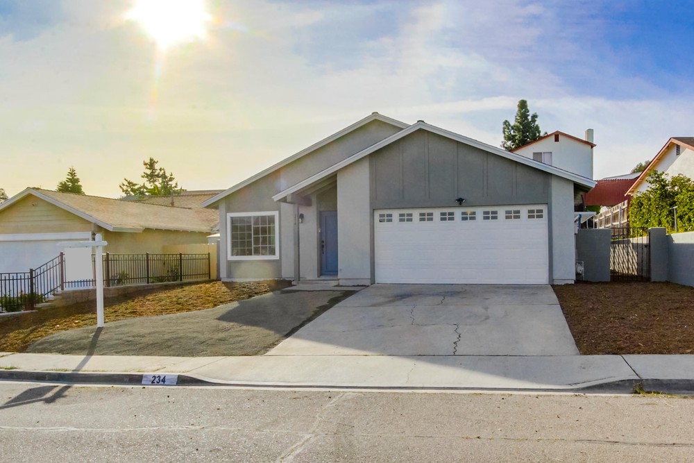 Virtual tour photo 3 of 37 for 234 Parkbrook St