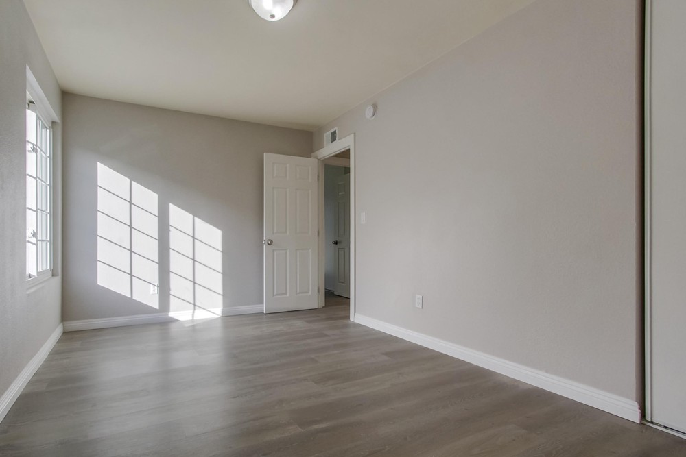 Virtual tour photo 27 of 37 for 234 Parkbrook St