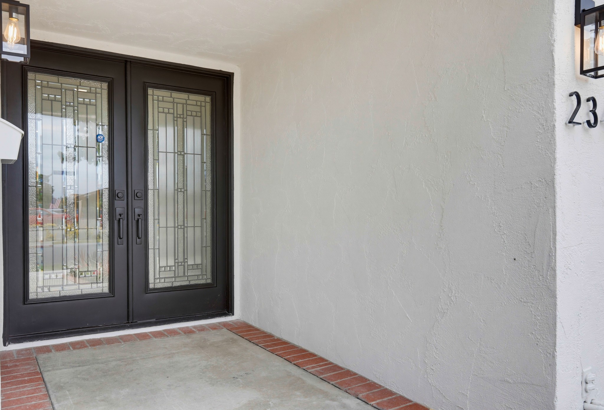 Virtual tour photo 8 of 76 for 234 S Barbara Way