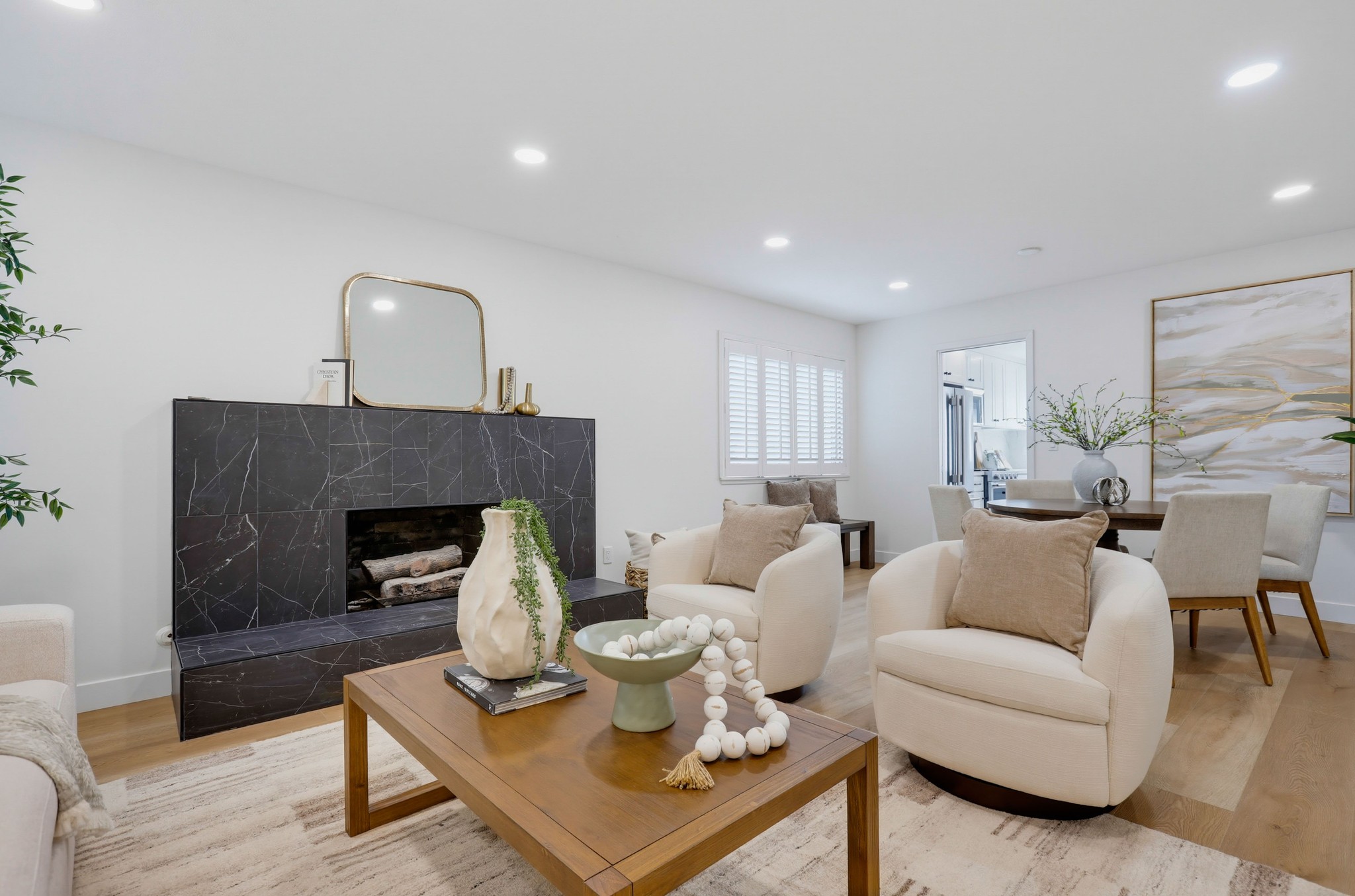 Virtual tour photo 15 of 76 for 234 S Barbara Way