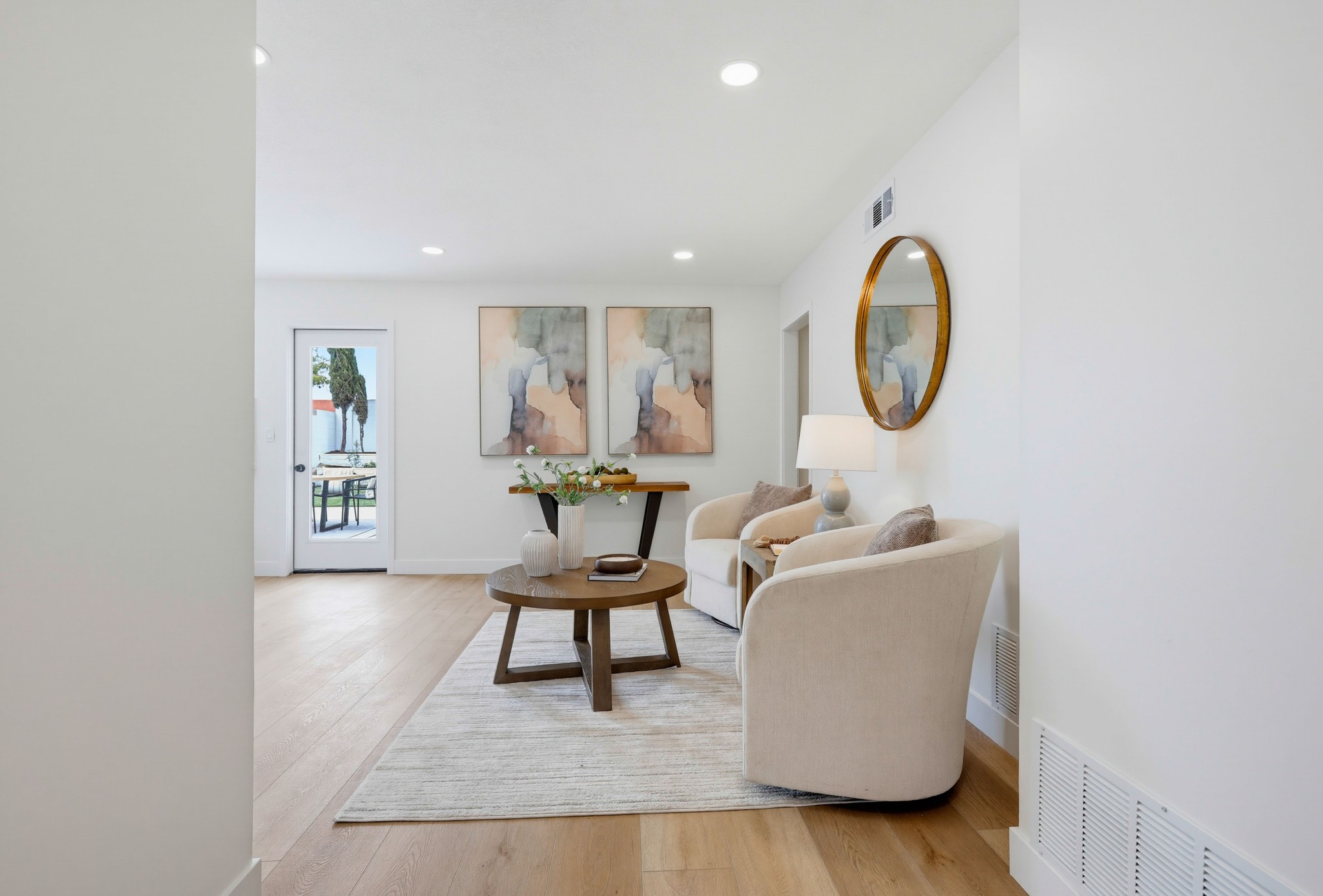 Virtual tour photo 23 of 76 for 234 S Barbara Way
