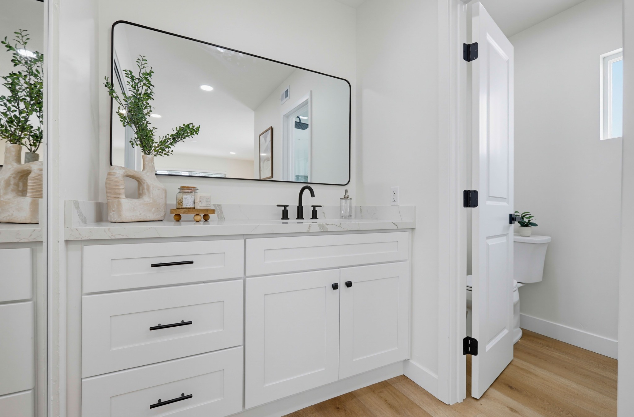Virtual tour photo 46 of 76 for 234 S Barbara Way