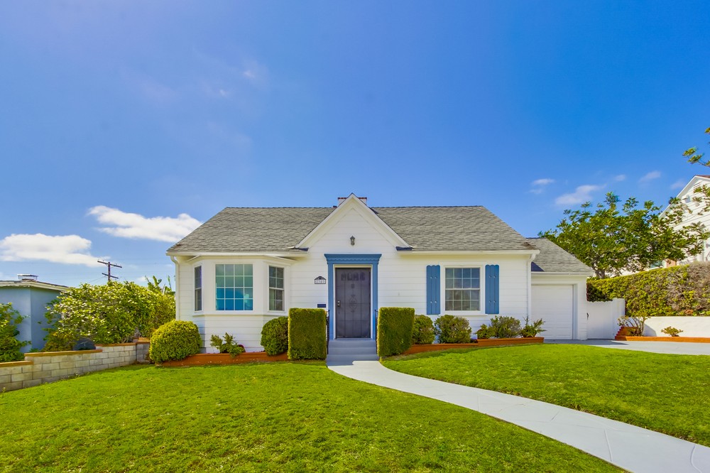 Virtual tour photo 1 of 39 for 2340 Lucerne Drive