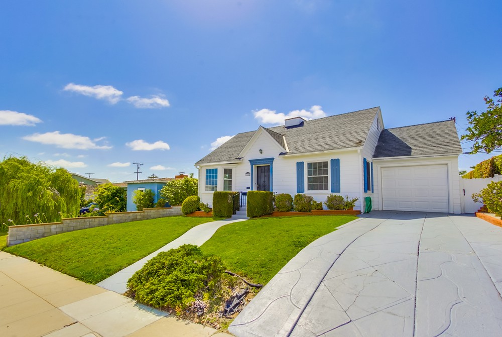 Virtual tour photo 4 of 39 for 2340 Lucerne Drive