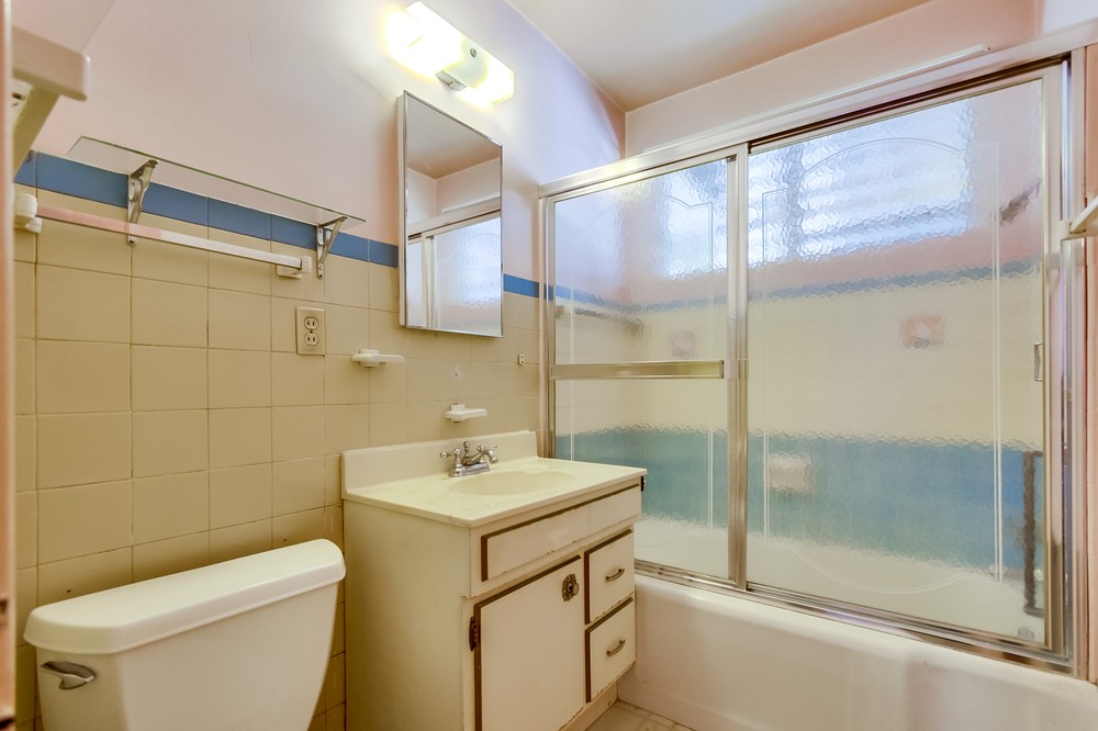 Virtual tour photo 18 of 39 for 2340 Lucerne Drive