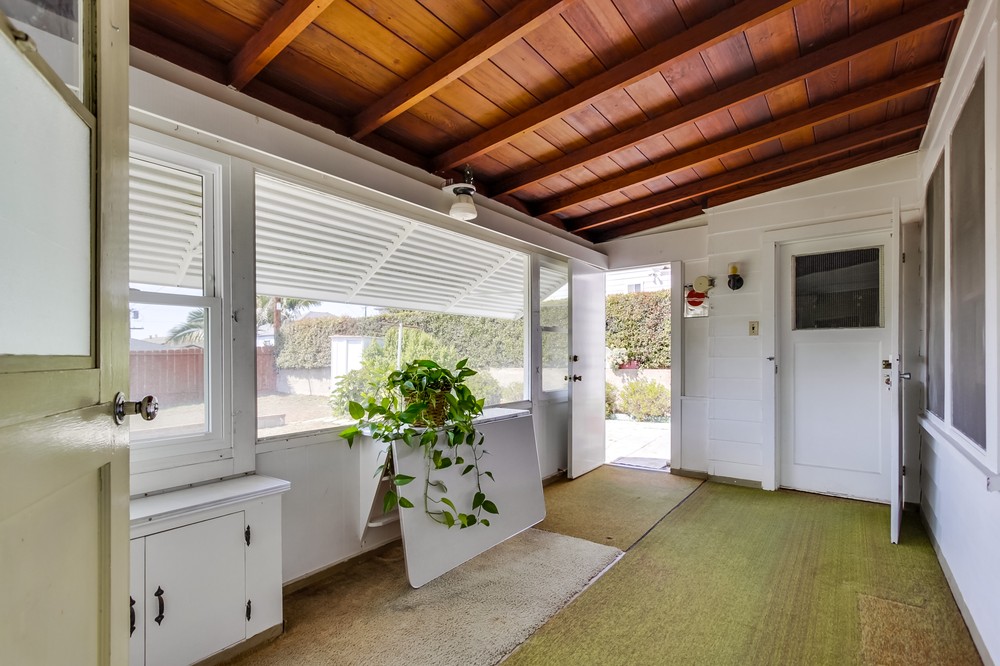 Virtual tour photo 20 of 39 for 2340 Lucerne Drive