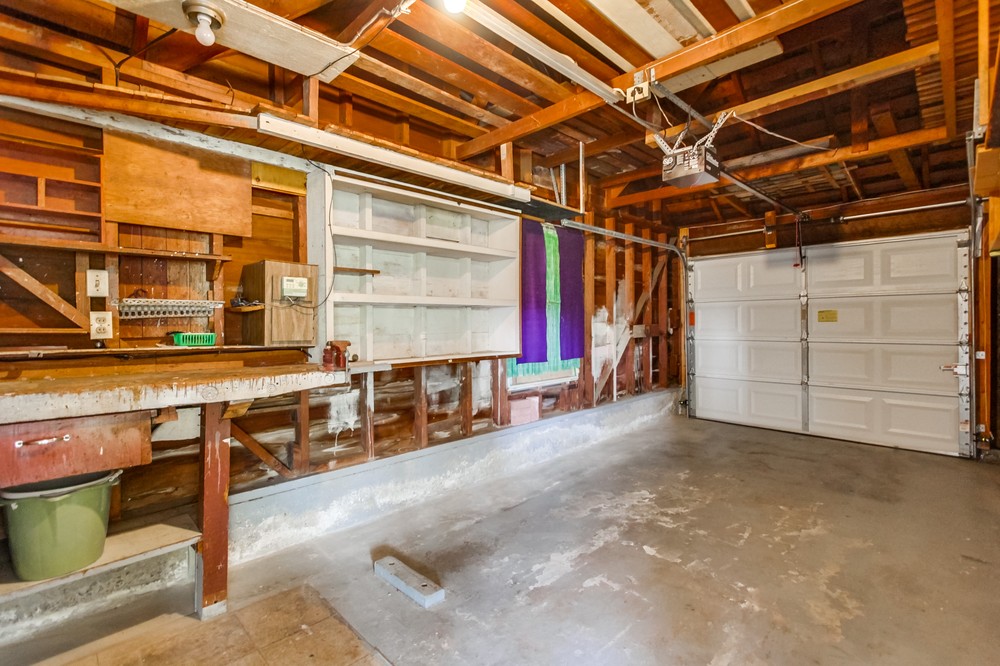 Virtual tour photo 23 of 39 for 2340 Lucerne Drive
