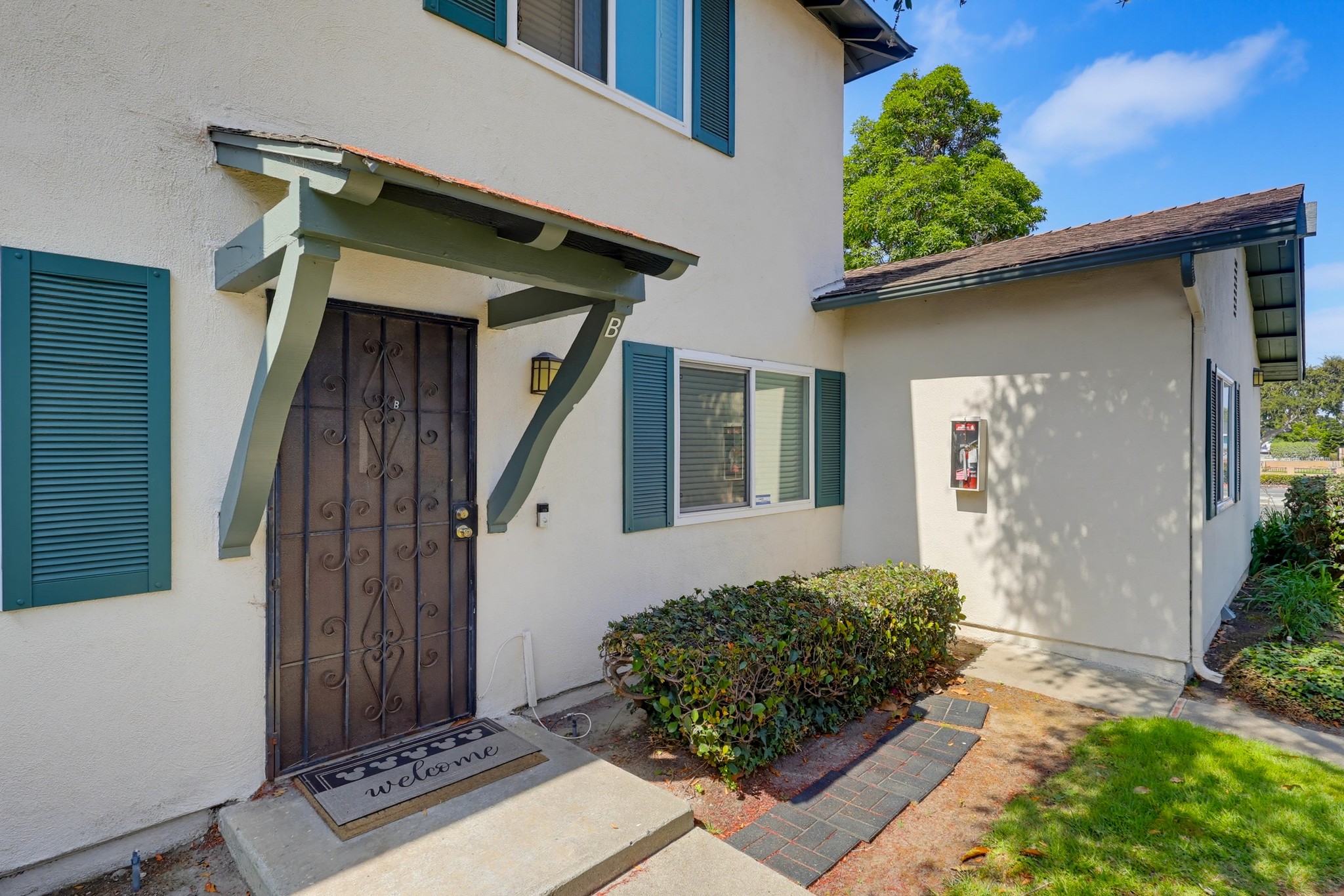 Virtual tour photo 9 of 53 for 23400 S Western Ave Unit B
