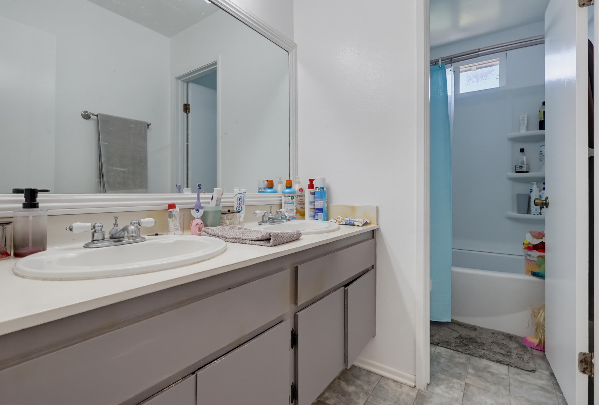Virtual tour photo 44 of 53 for 23400 S Western Ave Unit B