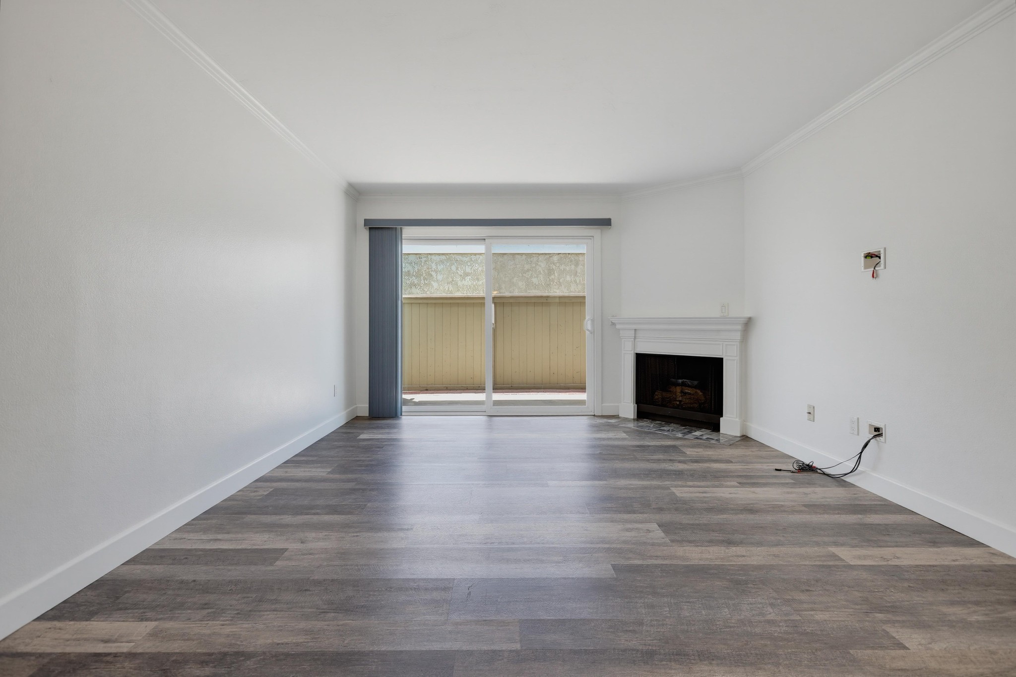Virtual tour photo 10 of 50 for 23411 Cambridge Rd