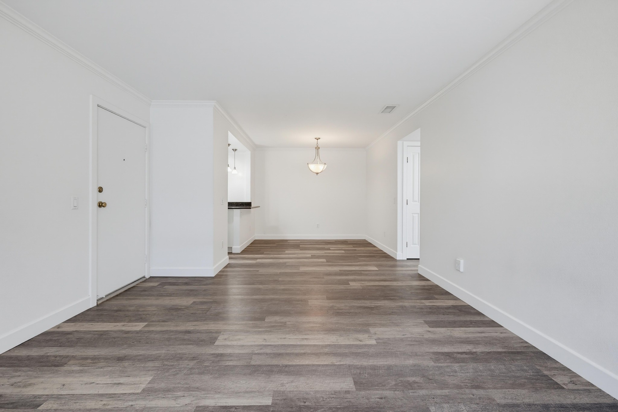 Virtual tour photo 12 of 50 for 23411 Cambridge Rd