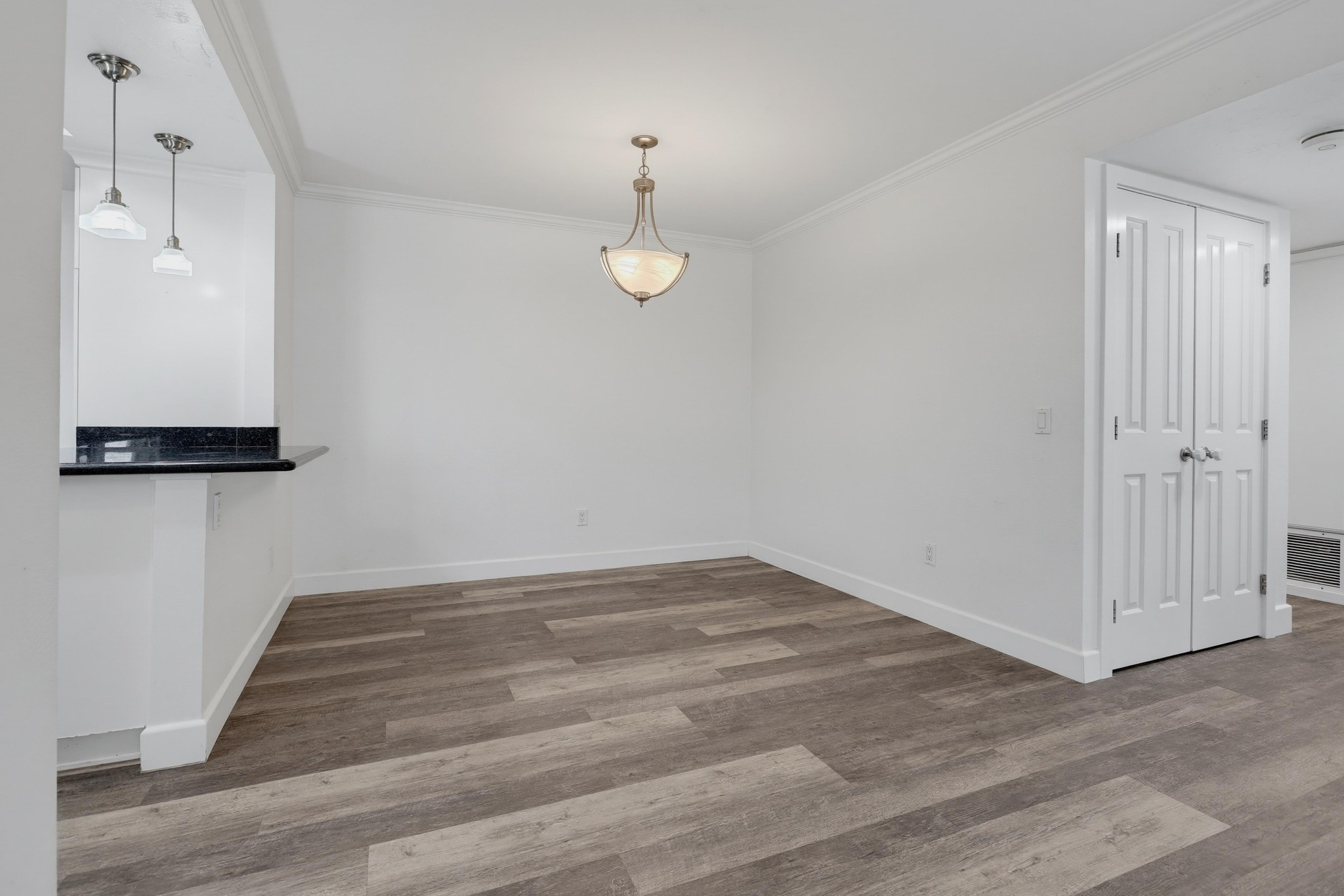 Virtual tour photo 15 of 50 for 23411 Cambridge Rd