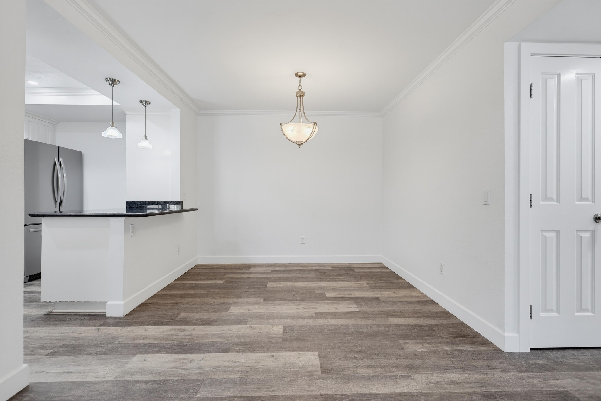 Virtual tour photo 16 of 50 for 23411 Cambridge Rd