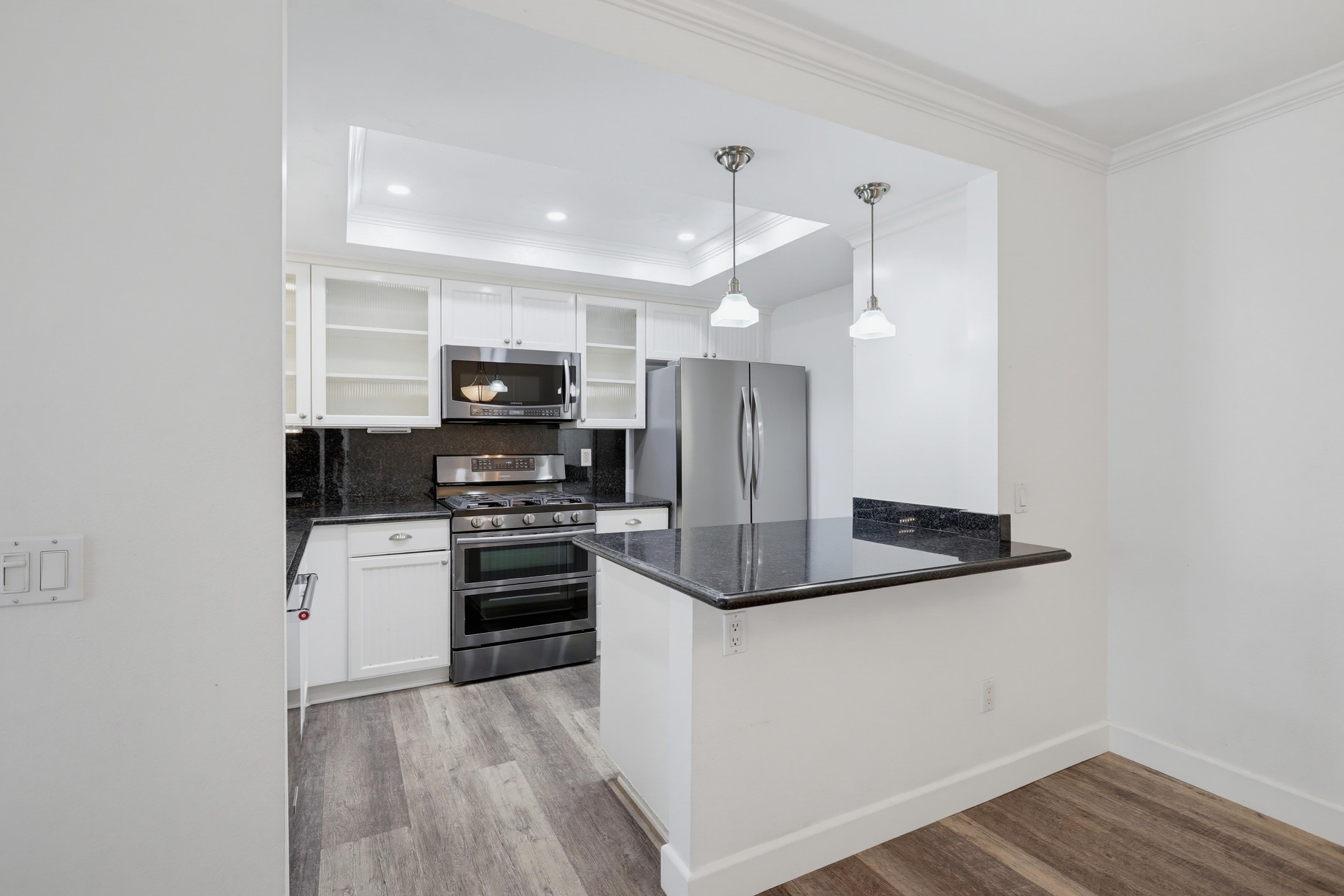 Virtual tour photo 19 of 50 for 23411 Cambridge Rd