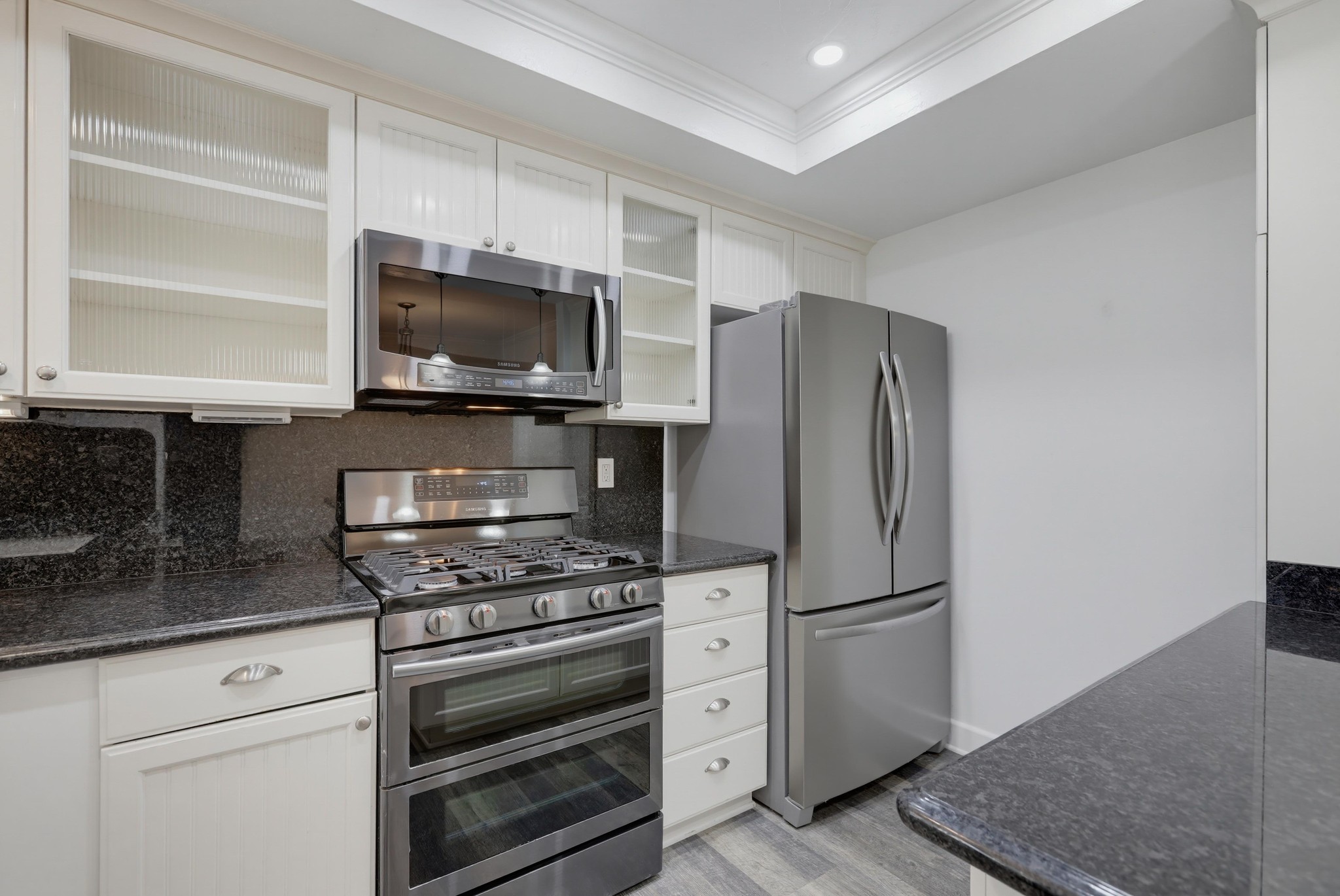 Virtual tour photo 23 of 50 for 23411 Cambridge Rd