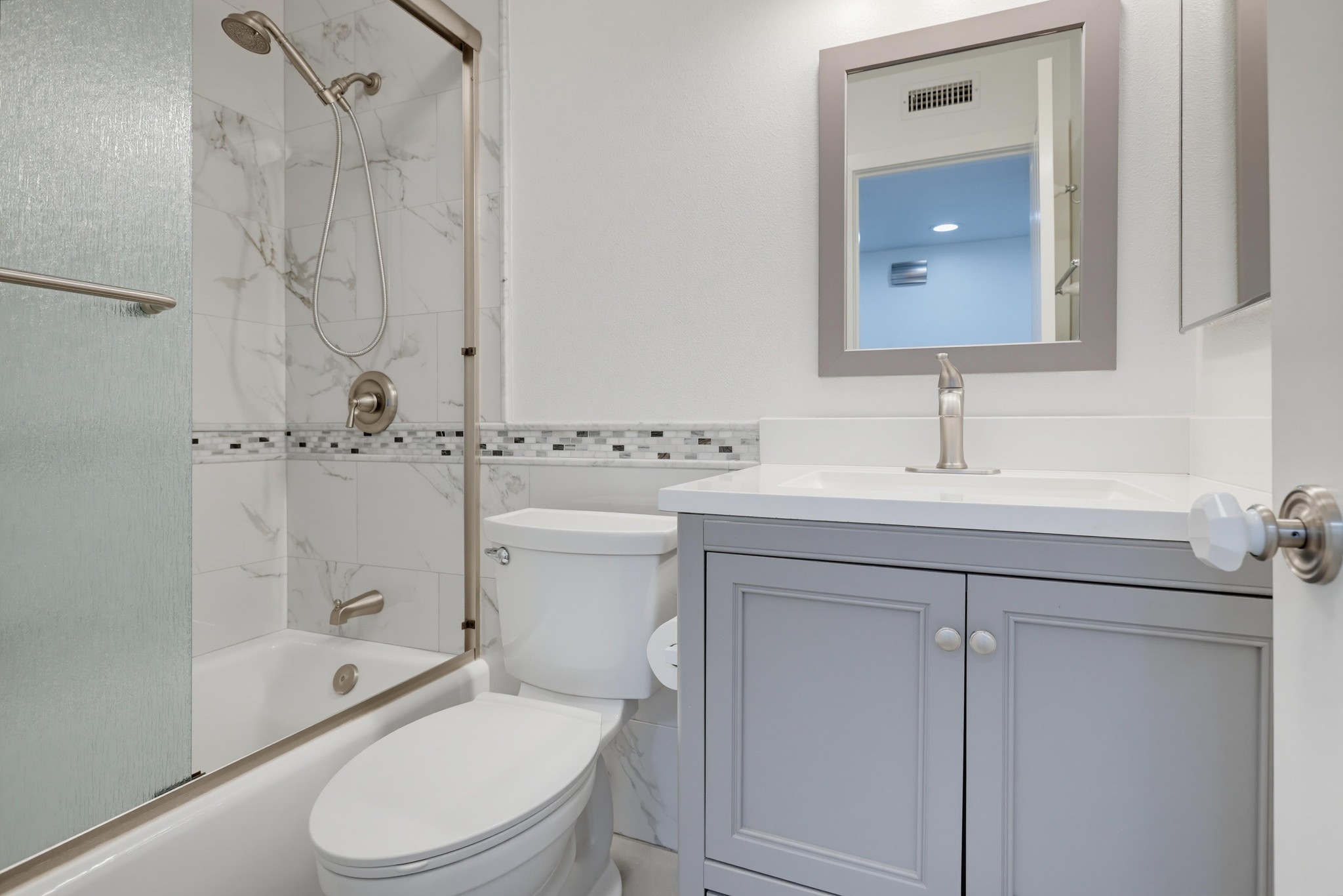 Virtual tour photo 33 of 50 for 23411 Cambridge Rd