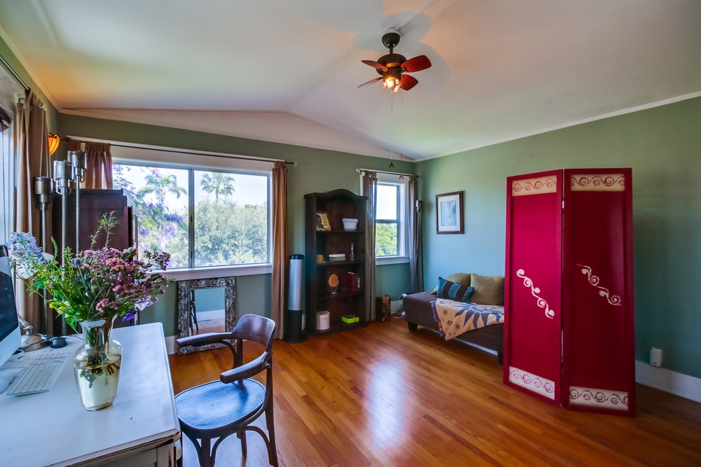 Virtual tour photo 24 of 62 for 2345 Bancroft St