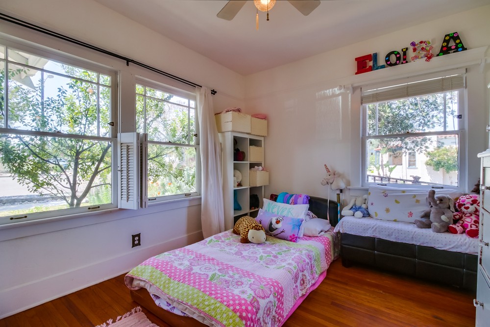 Virtual tour photo 27 of 62 for 2345 Bancroft St