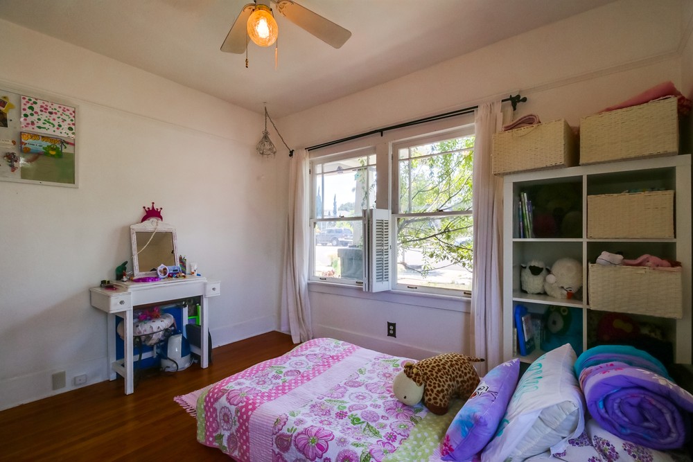 Virtual tour photo 28 of 62 for 2345 Bancroft St