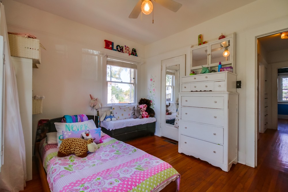 Virtual tour photo 29 of 62 for 2345 Bancroft St