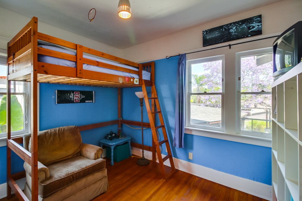 Virtual tour photo 30 of 62 for 2345 Bancroft St