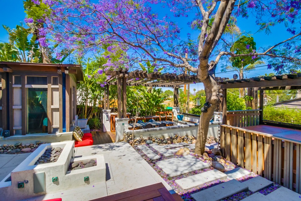 Virtual tour photo 35 of 62 for 2345 Bancroft St