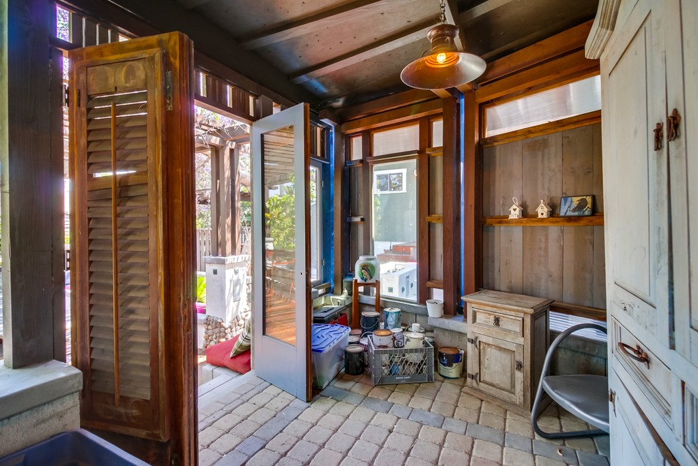 Virtual tour photo 43 of 62 for 2345 Bancroft St