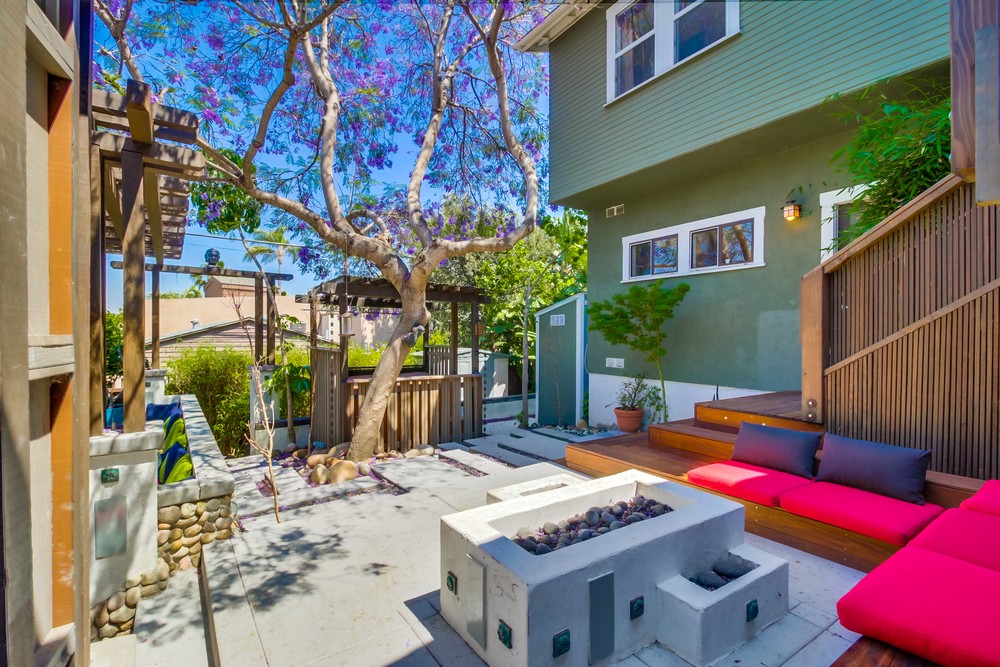 Virtual tour photo 53 of 62 for 2345 Bancroft St