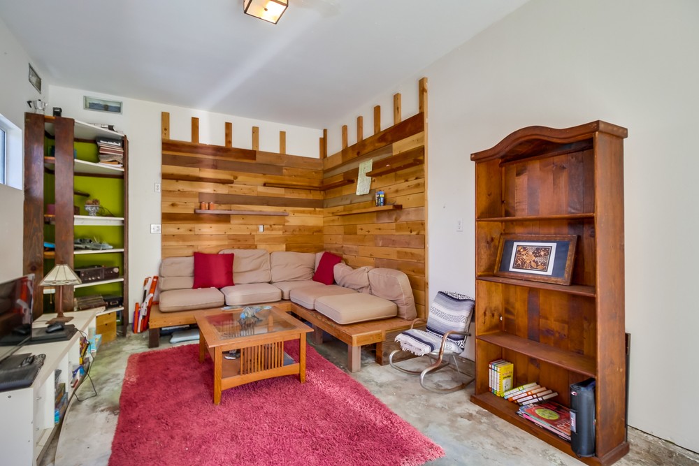 Virtual tour photo 56 of 62 for 2345 Bancroft St