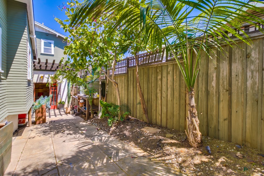 Virtual tour photo 62 of 62 for 2345 Bancroft St