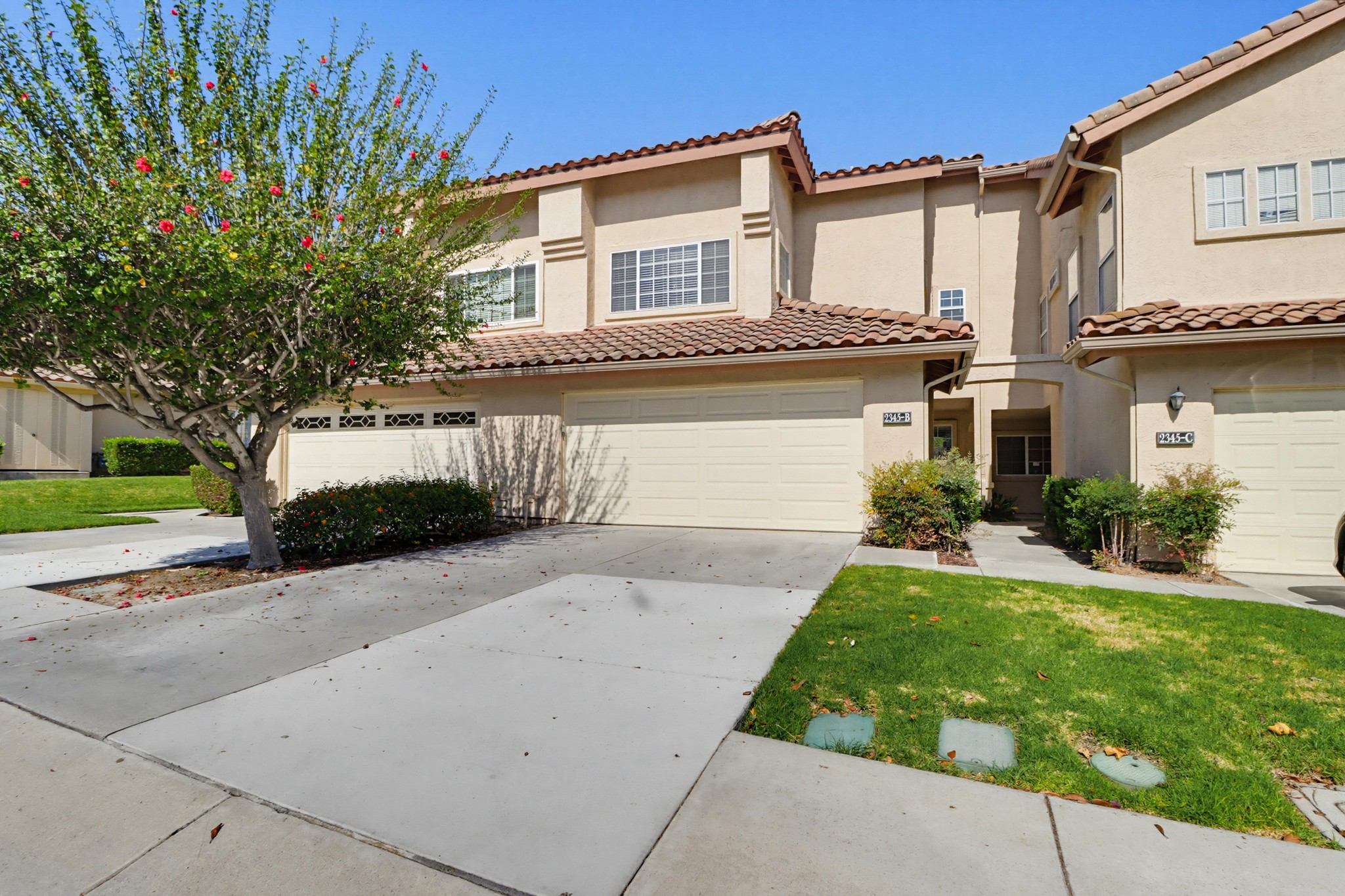 Virtual tour photo 3 of 53 for 2345 Greenbriar Dr