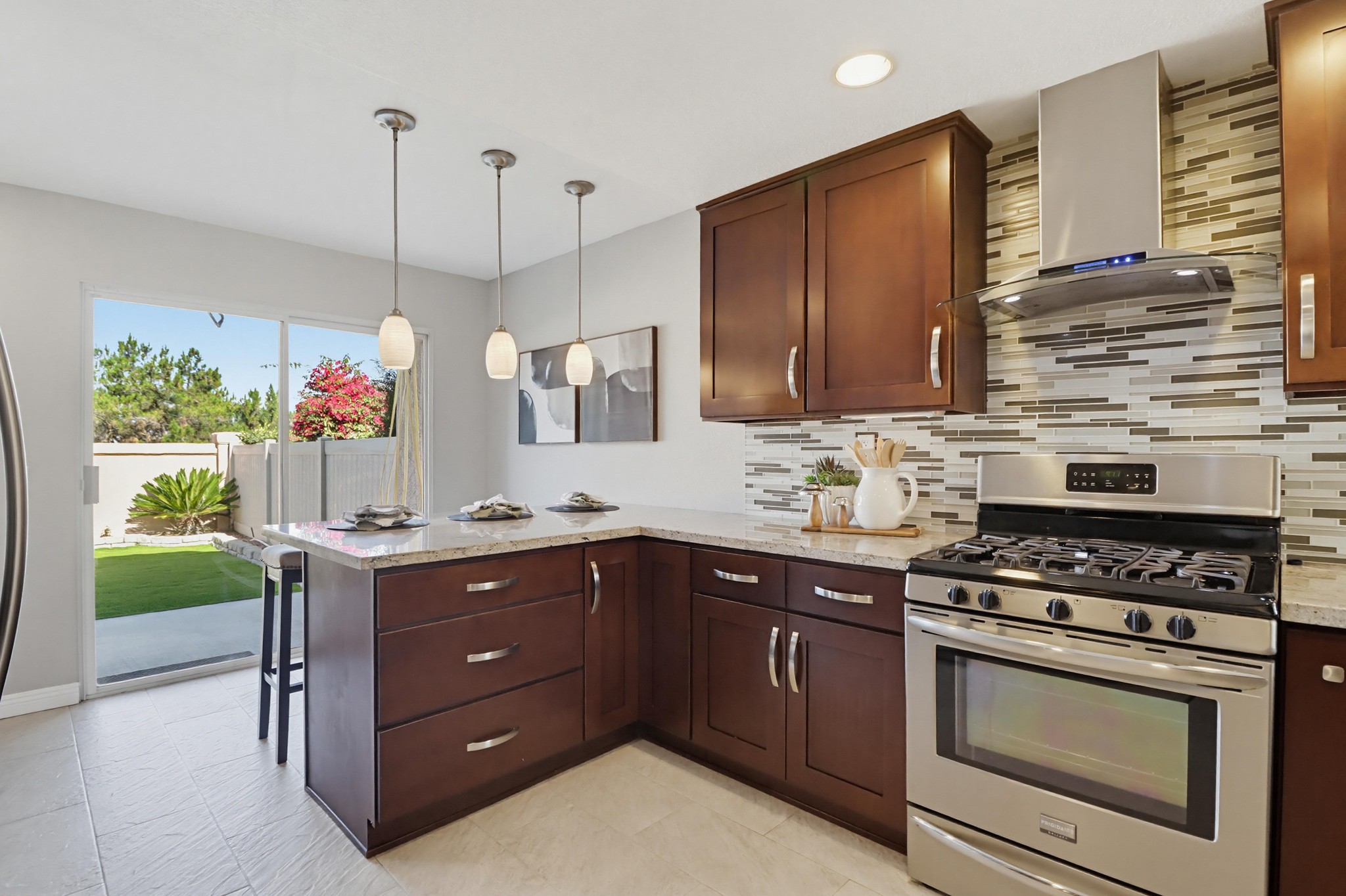 Virtual tour photo 17 of 53 for 2345 Greenbriar Dr