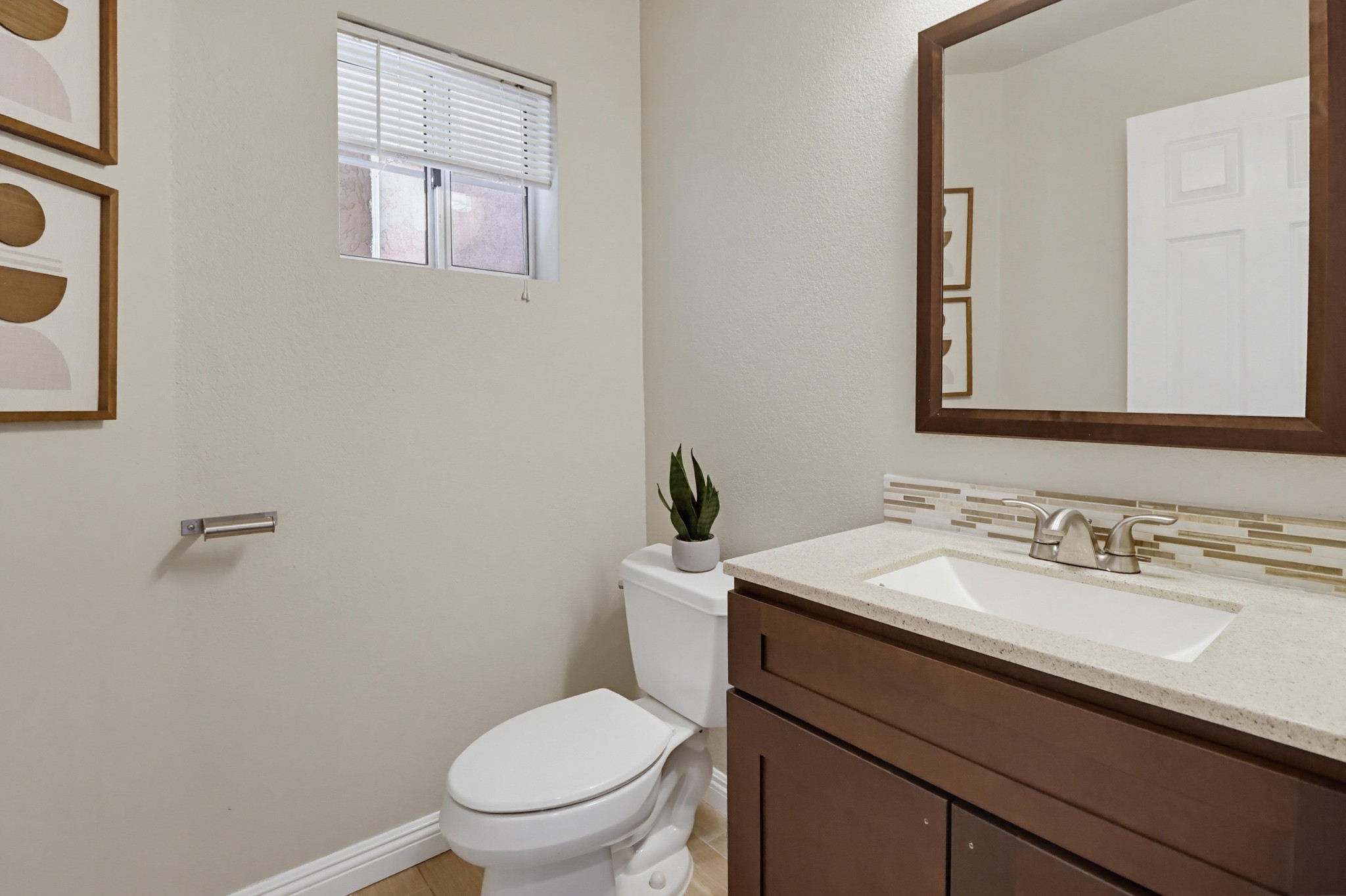 Virtual tour photo 20 of 53 for 2345 Greenbriar Dr