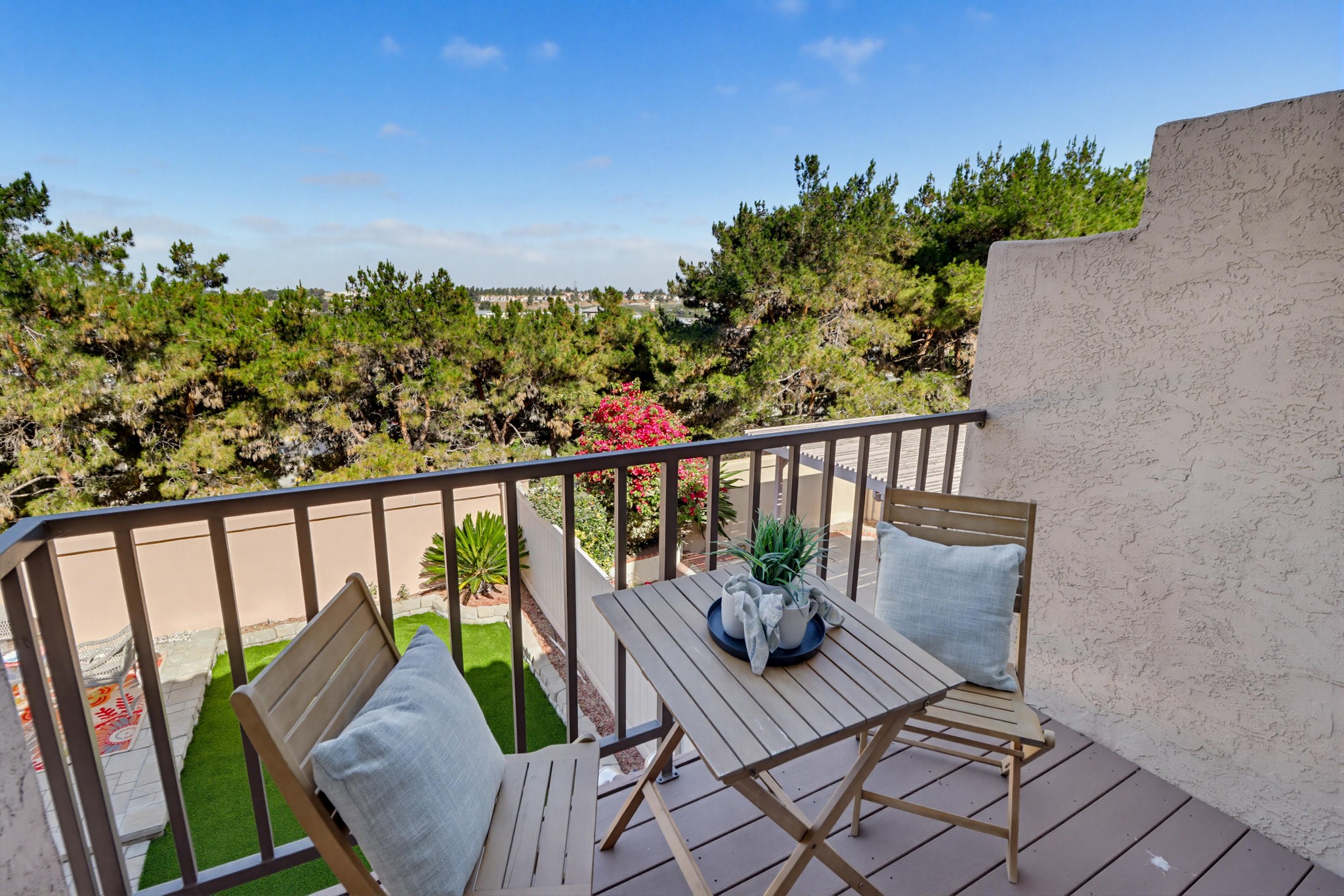 Virtual tour photo 33 of 53 for 2345 Greenbriar Dr