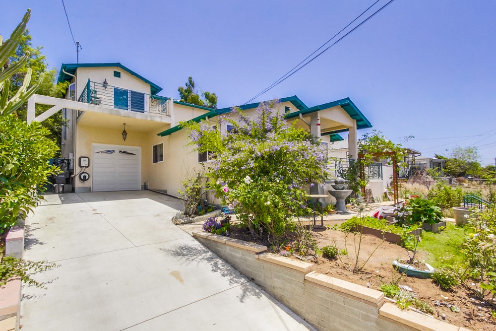 Virtual tour photo 5 of 54 for 2345 W Jewett St