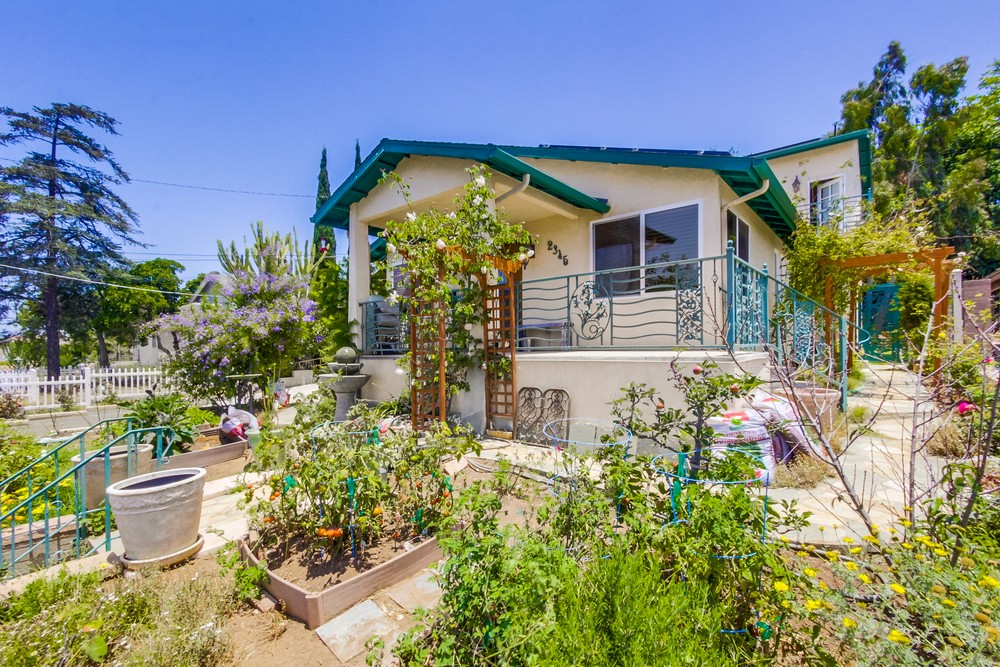 Virtual tour photo 7 of 54 for 2345 W Jewett St