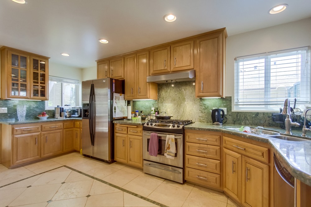 Virtual tour photo 19 of 54 for 2345 W Jewett St
