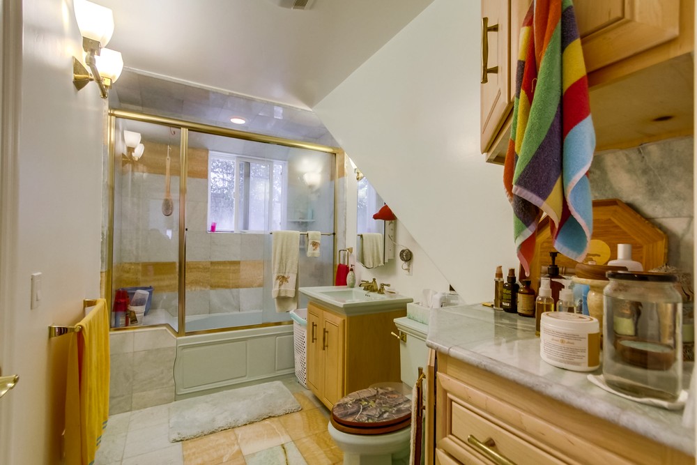 Virtual tour photo 27 of 54 for 2345 W Jewett St