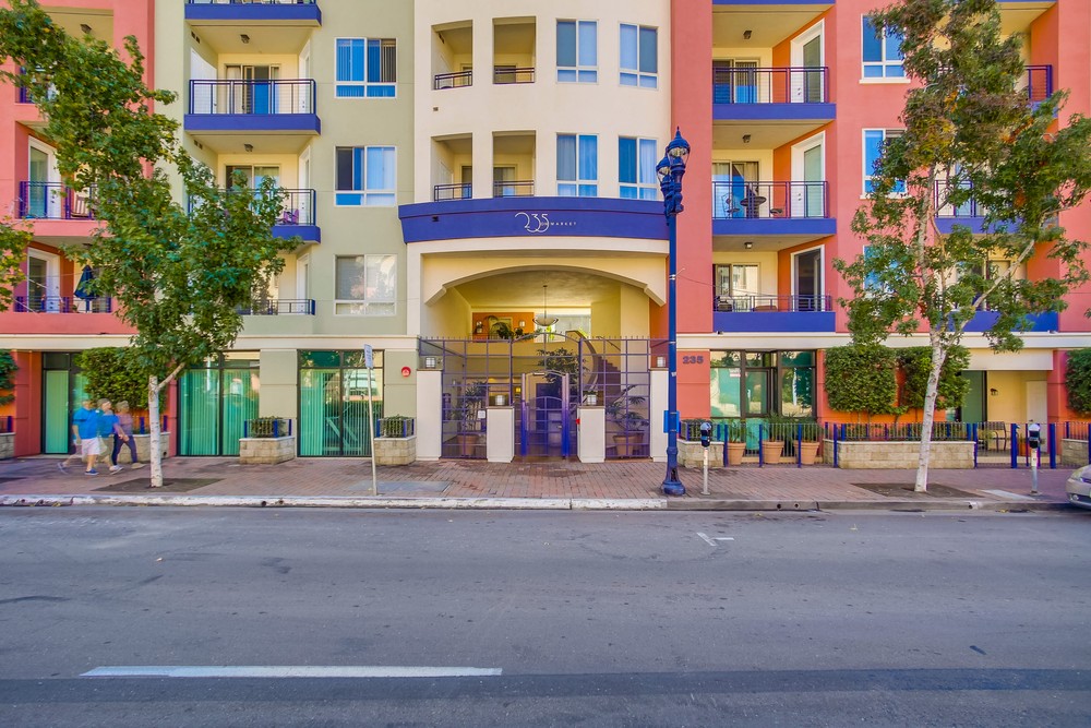Virtual tour photo 3 of 67 for 235 Market St #209